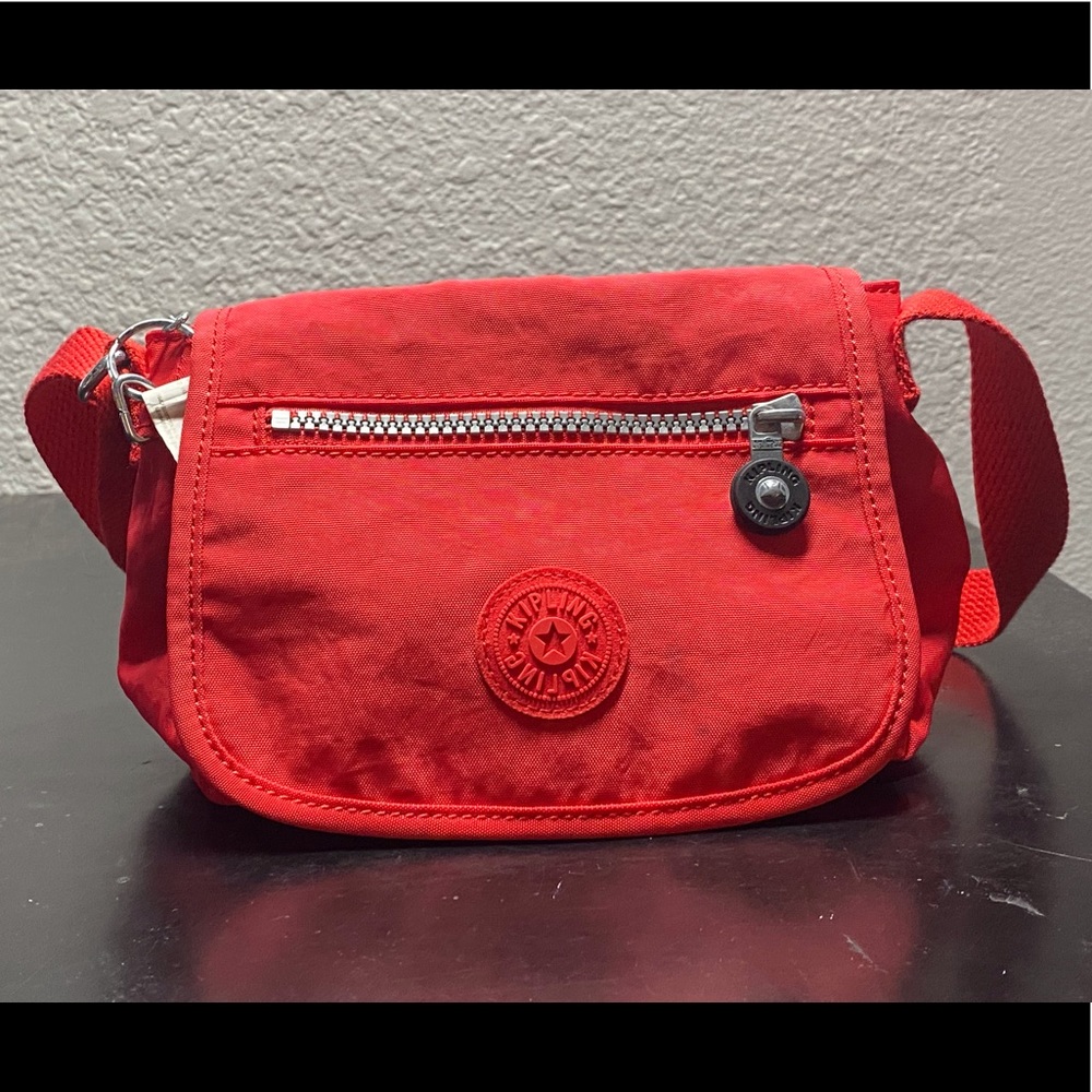 Small Kipling Crossbody Bag!